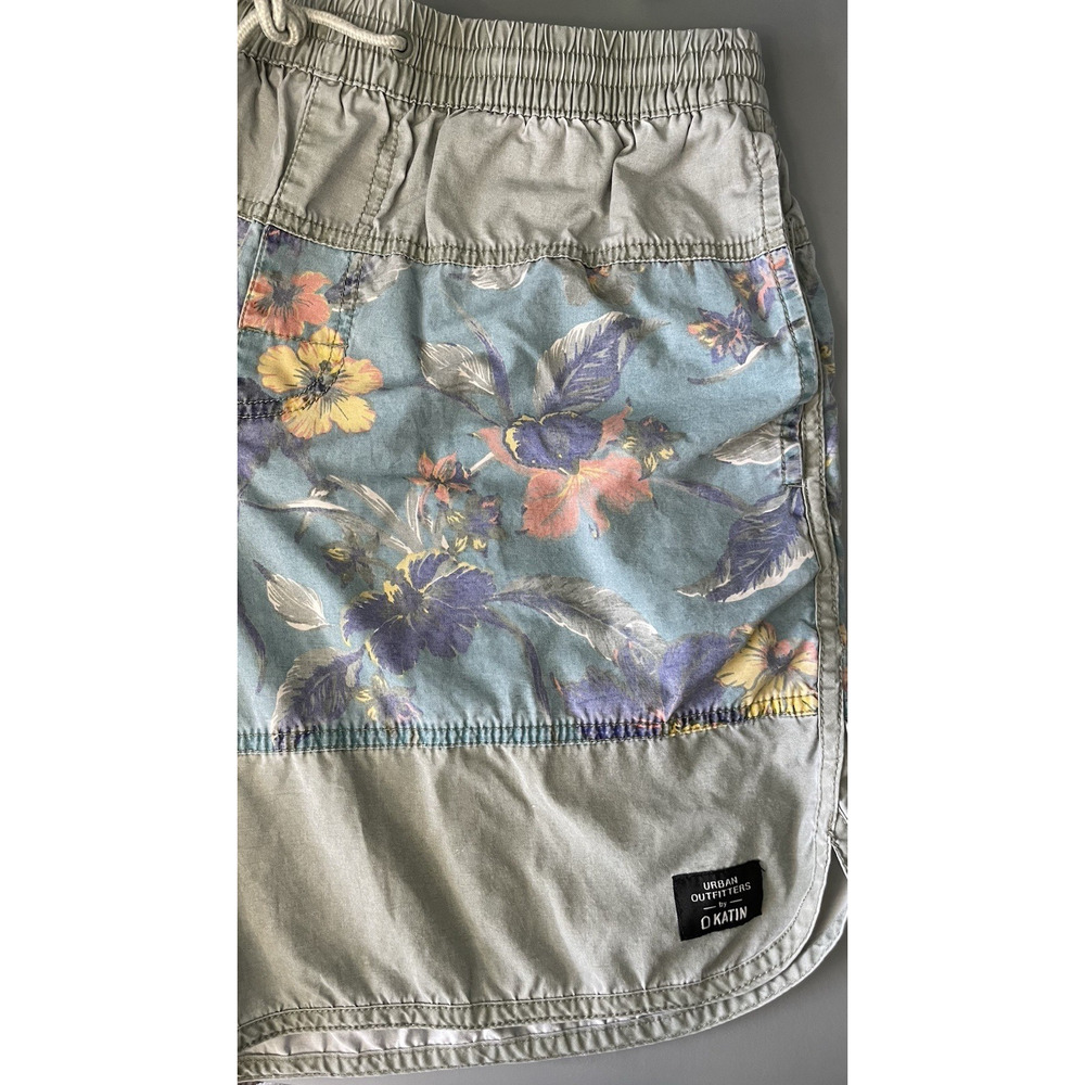 Urban Outfitters By Katin Floral Nylon Faded Swim Trunks Board Shorts Medium M - Picture 8 of 13